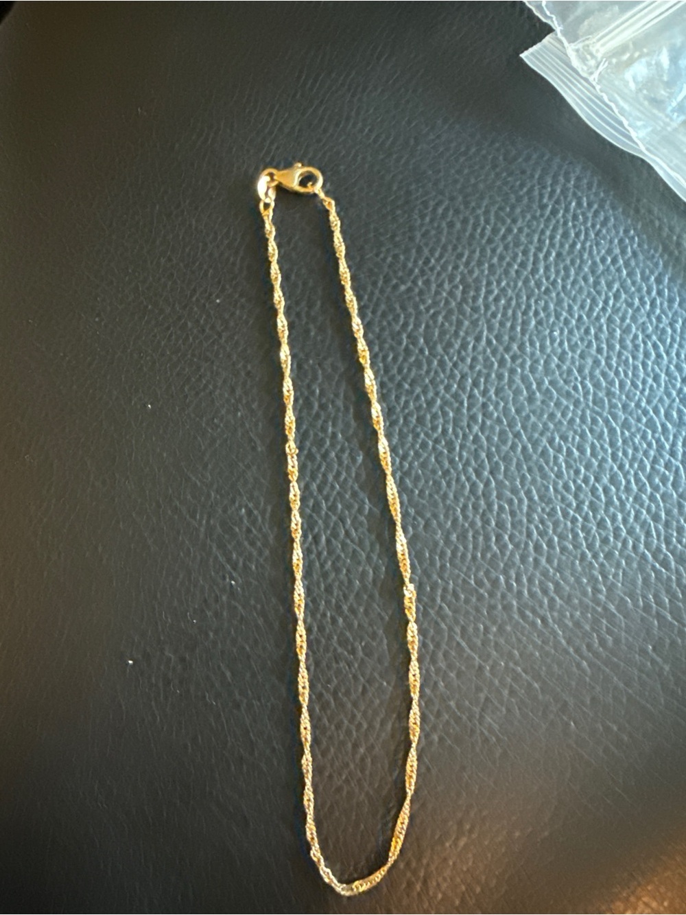14 K Gold Italian made Anklet Bracelet 
“Stamped 14K & Italy” 1.25 Grams
